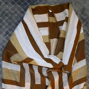 Cake & Roses shawl